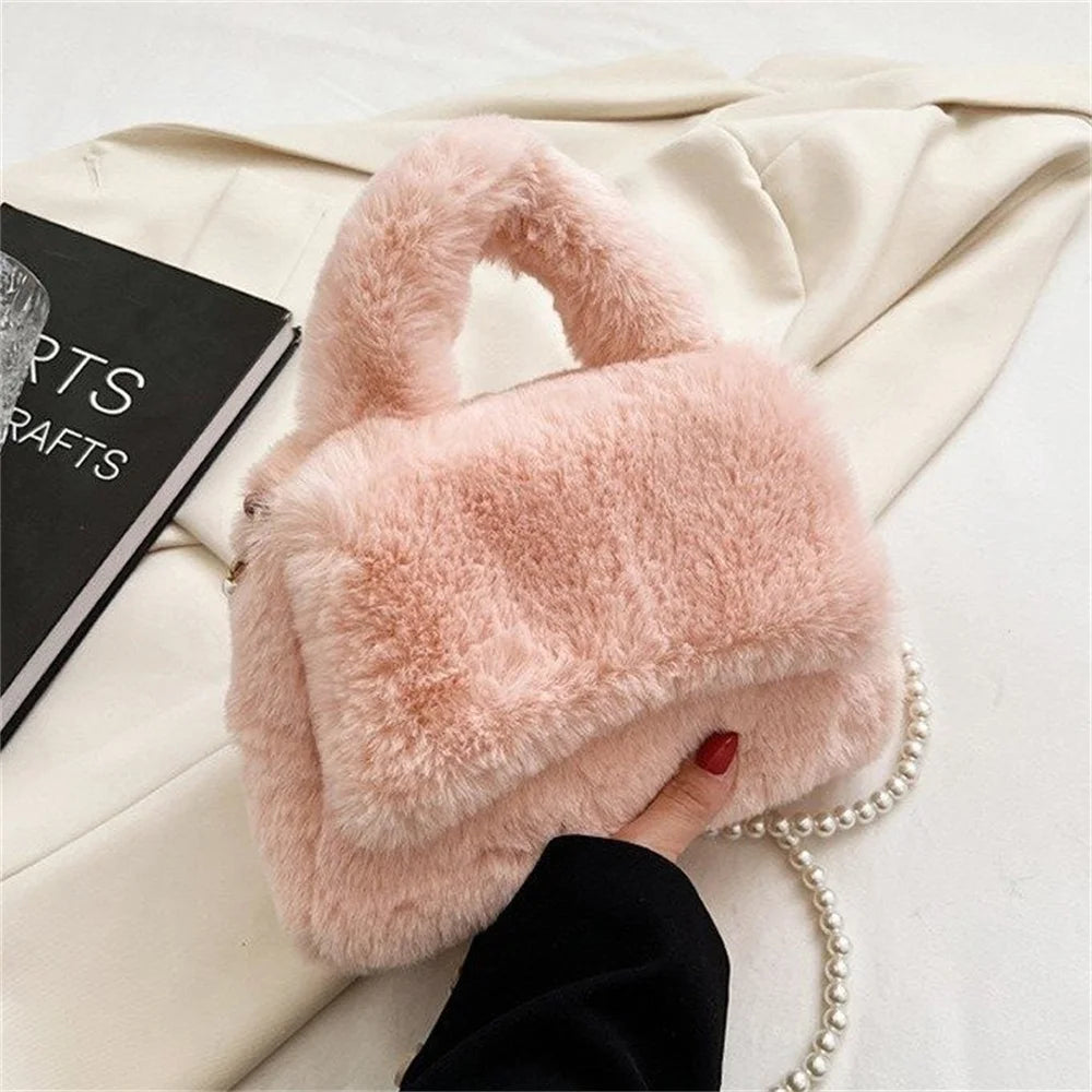 Winter Faux Fur Tote Bag Trend Brand Designer Handbag Fluffy Tote Bags Women Chain Shoulder Bag Small Crossbody Bags New