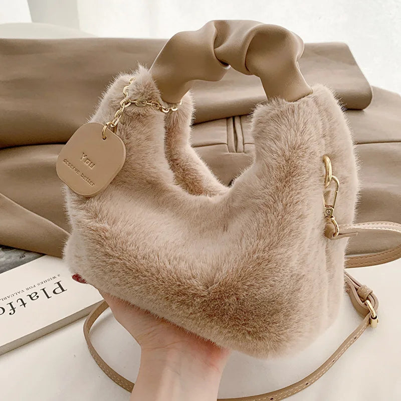 Woman Soft Plush Handbag Shoulder Bag New Fashion Autumn And Winter Korean Version Simple Crossbody Bag for Traveling Shopping