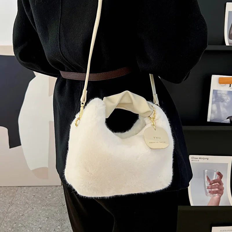 Woman Soft Plush Handbag Shoulder Bag New Fashion Autumn And Winter Korean Version Simple Crossbody Bag for Traveling Shopping