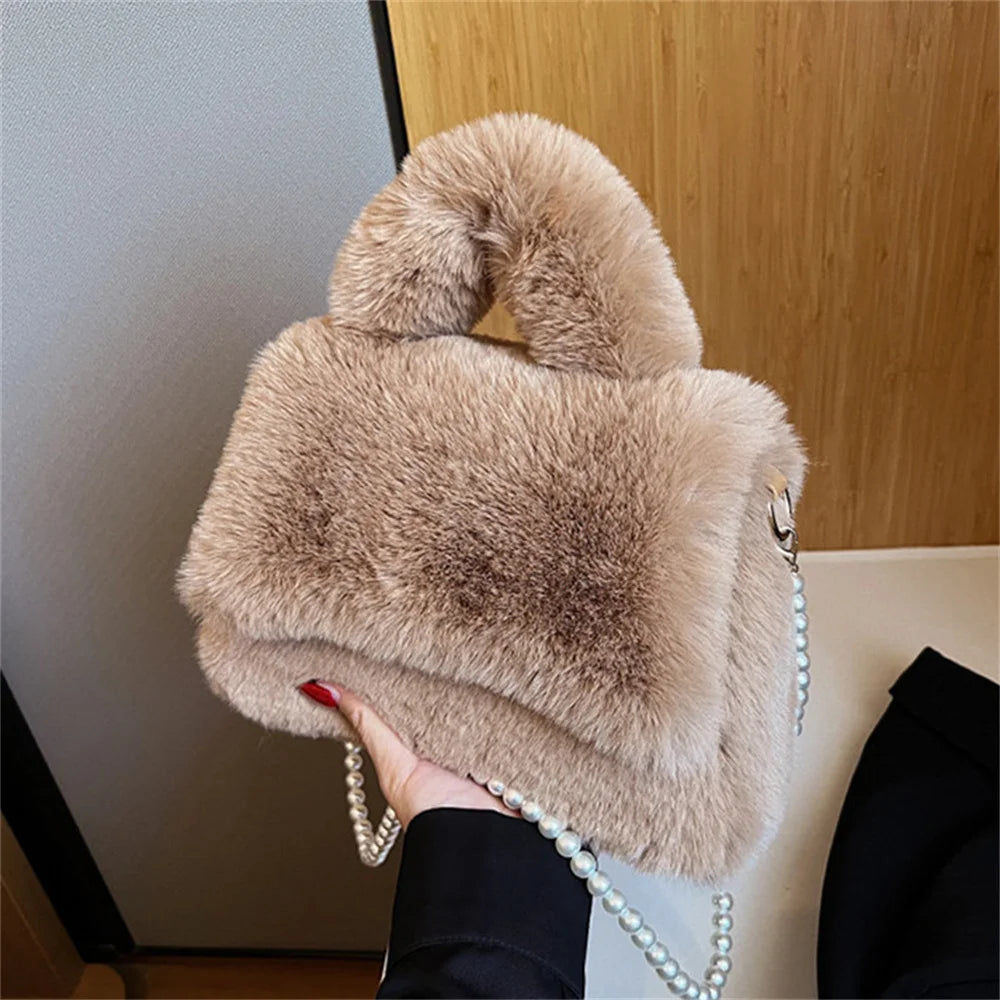 Winter Faux Fur Tote Bag Trend Brand Designer Handbag Fluffy Tote Bags Women Chain Shoulder Bag Small Crossbody Bags New