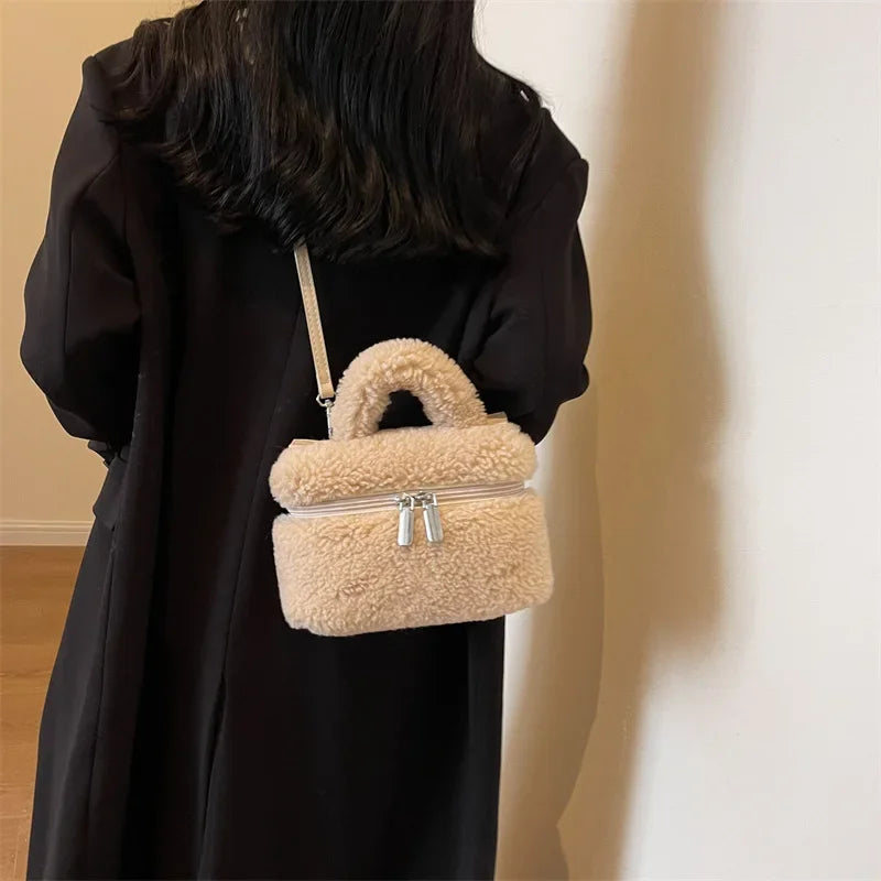 Sac à main et sac à main polyvalent en peluche en laine d'agneau, sacs à bandoulière à la mode pour femmes