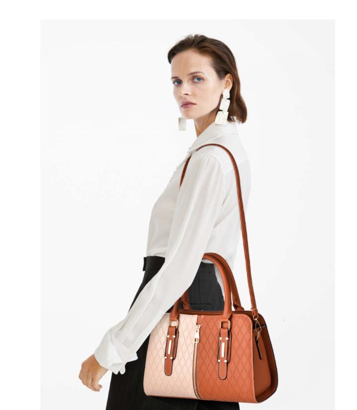 Lulia leather Shoulder bag